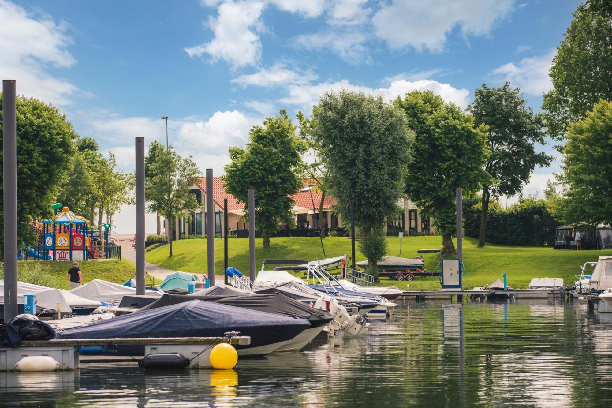 Maurik Marinapark Bad Nederrijn酒店 外观 照片
