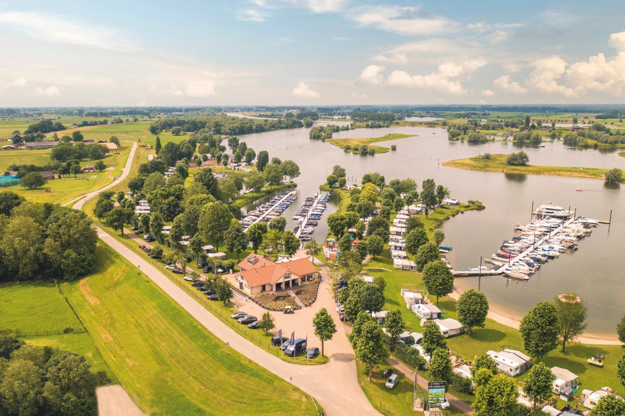 Maurik Marinapark Bad Nederrijn酒店 外观 照片